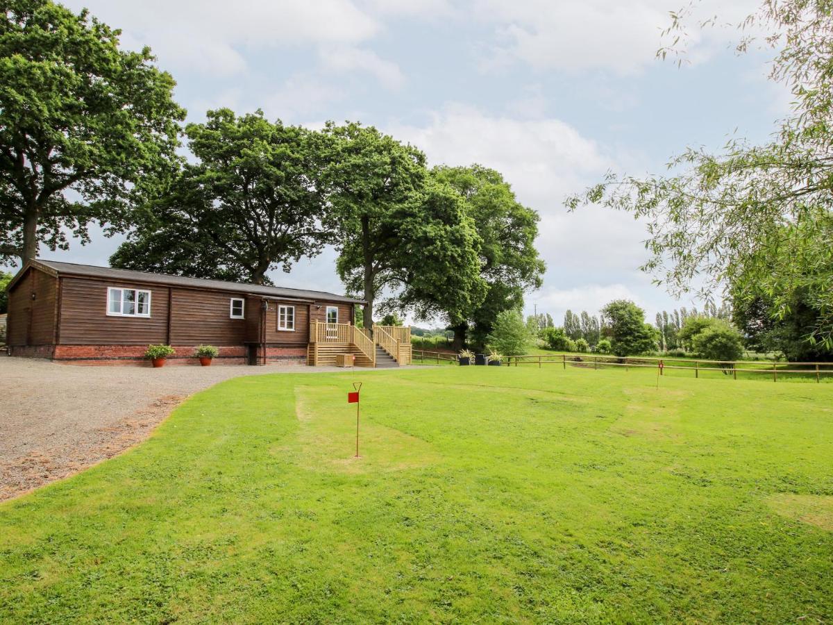 The Log Cabin Tenbury Buitenkant foto