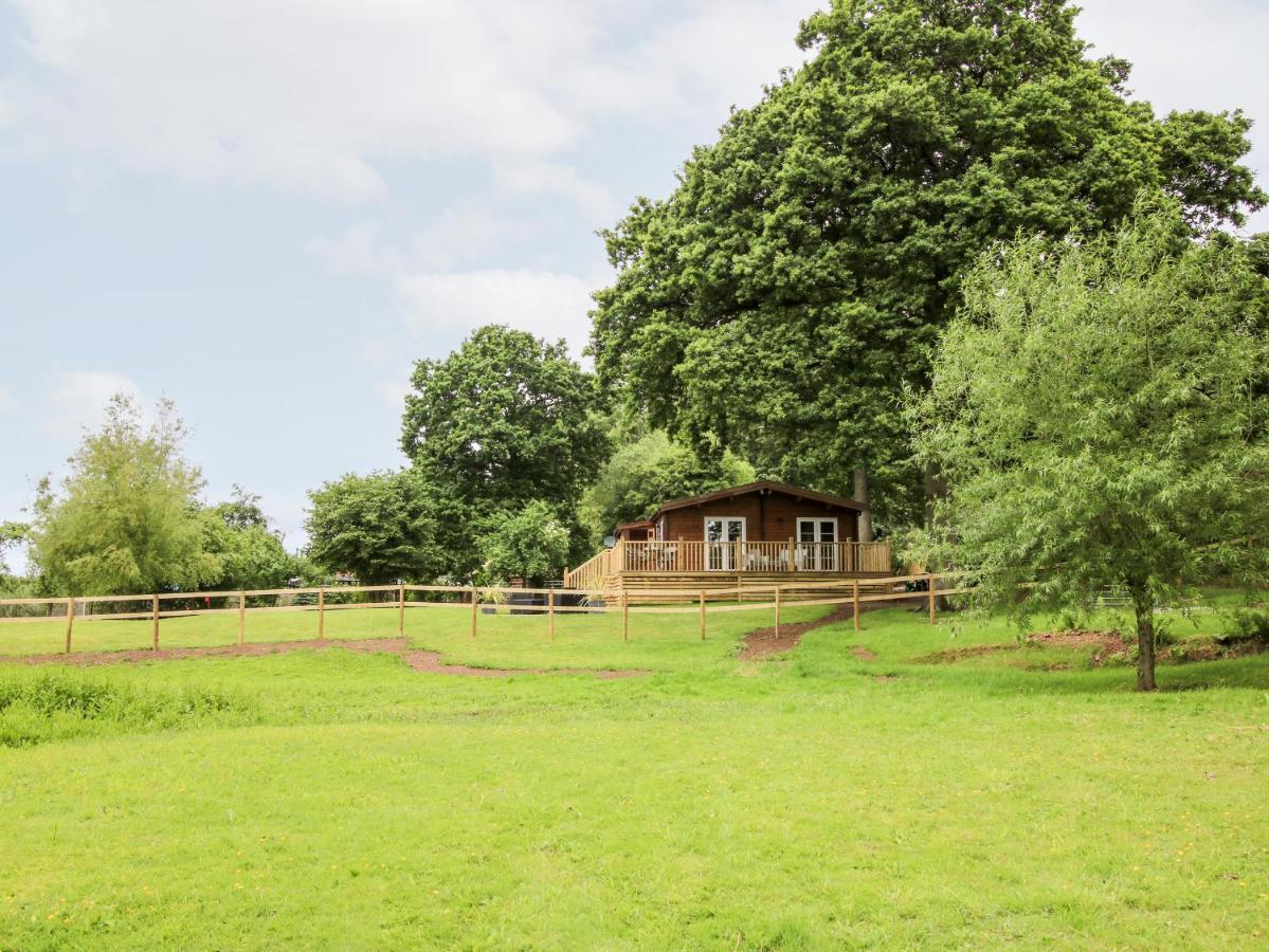 The Log Cabin Tenbury Buitenkant foto