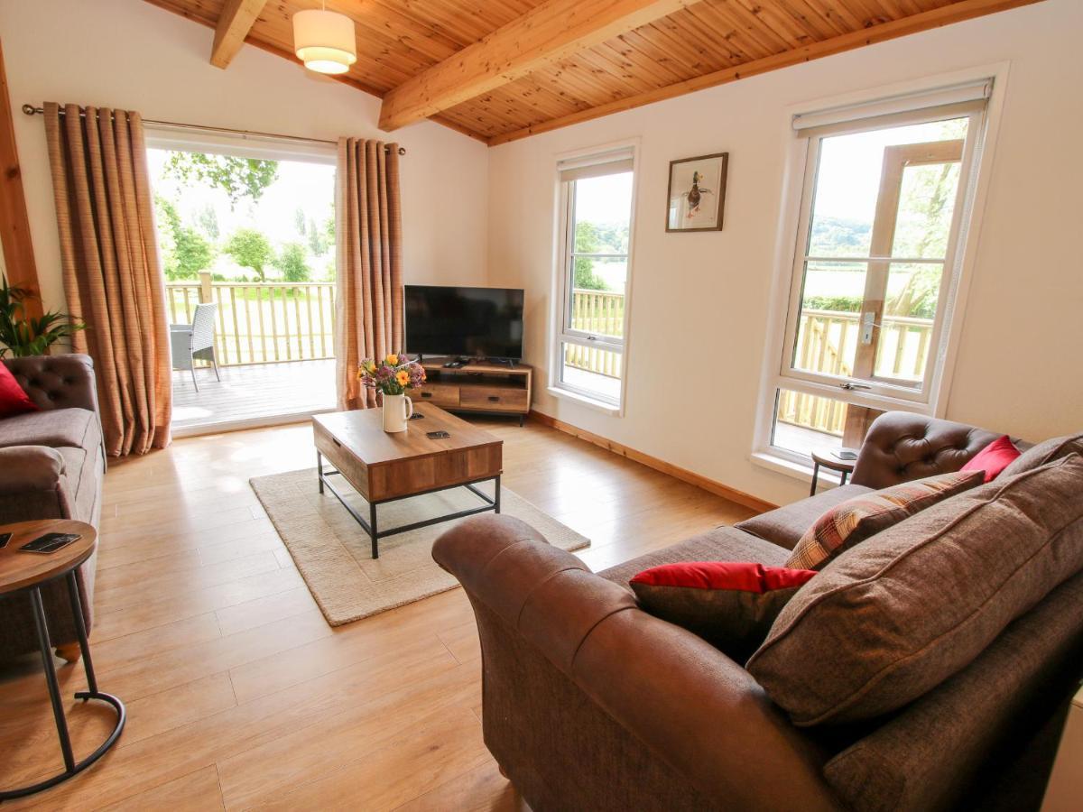 The Log Cabin Tenbury Buitenkant foto