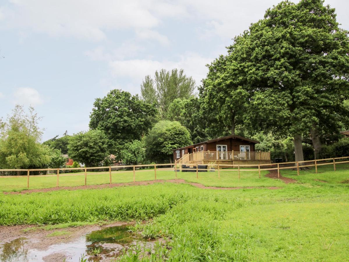 The Log Cabin Tenbury Buitenkant foto